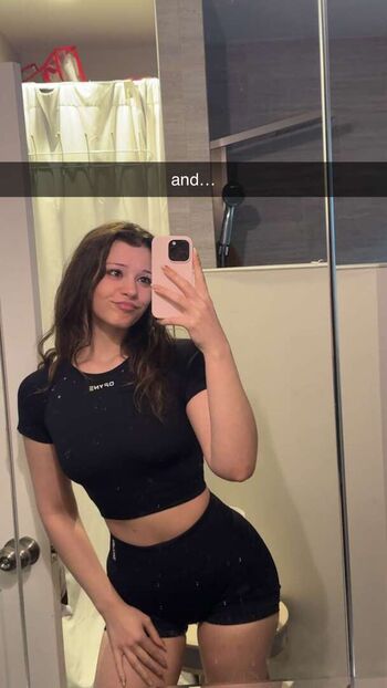 Full leaked Nikki woods page private onlyfans photo