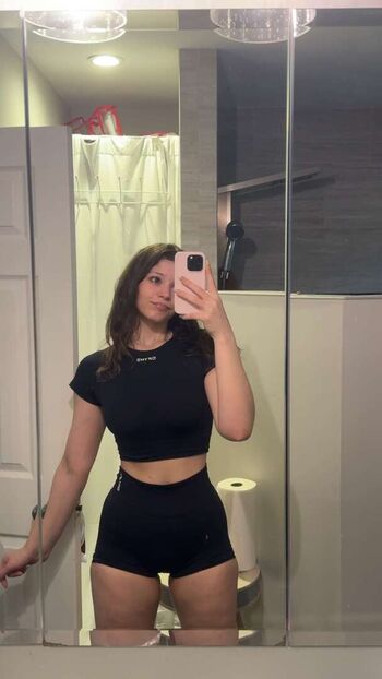 Full leaked Nikki woods private onlyfans photo
