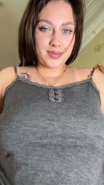 Nikkie Velour