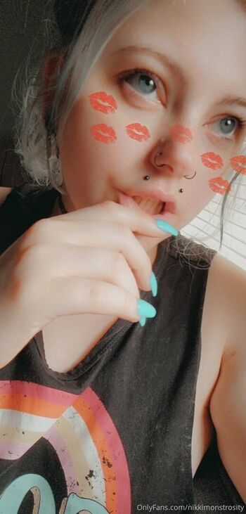 Full leaked Nikkimonstrosity page private onlyfans photo