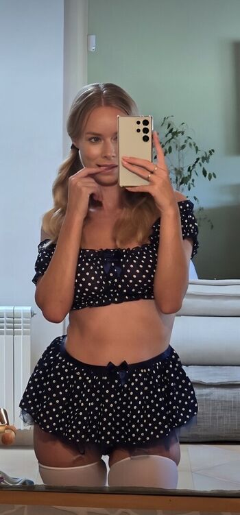 Full leaked Nina thomas private onlyfans photo