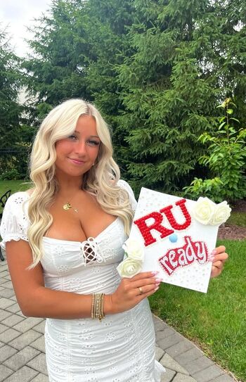 Full leaked Jess bell/ private onlyfans photo