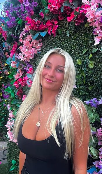 Full leaked Dominicanpoison/ private onlyfans photo