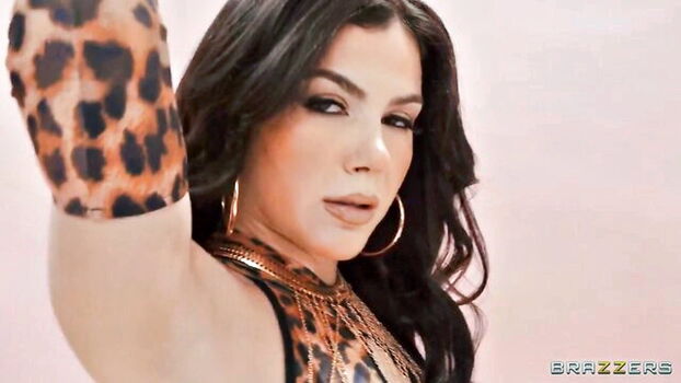 Full leaked Ninalenii private onlyfans photo