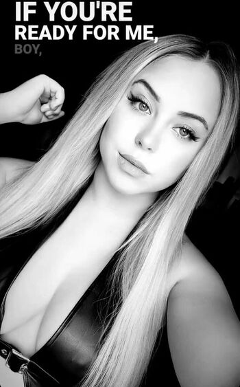 Full leaked Ninamagnes private onlyfans photo
