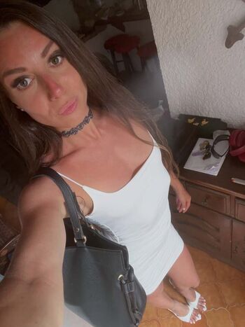 Full leaked Ninamissfit model private onlyfans photo