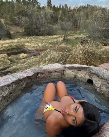 Full leaked Ninarari private onlyfans photo
