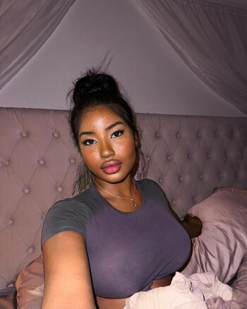 Full leaked Ninarari private onlyfans photo