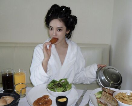 Full leaked Ningning aespa page private onlyfans photo