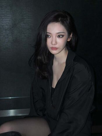 Full leaked Ningning aespa page private onlyfans photo