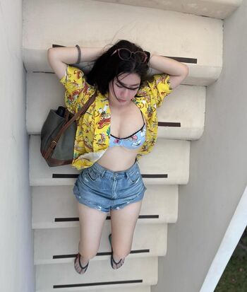 Full leaked Niparat konyai page private onlyfans photo