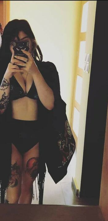 Full leaked Niviferum private onlyfans photo