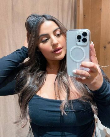 Full leaked Nnatalieaguilarr page private onlyfans photo
