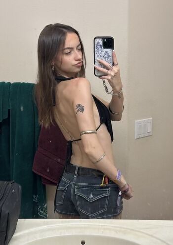 Full leaked Nnayetakk page private onlyfans photo