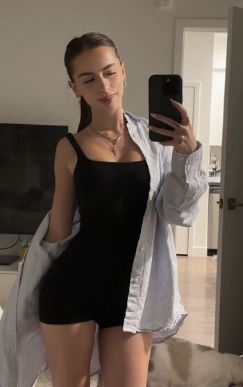 Full leaked Nnayetakk  page private onlyfans photo