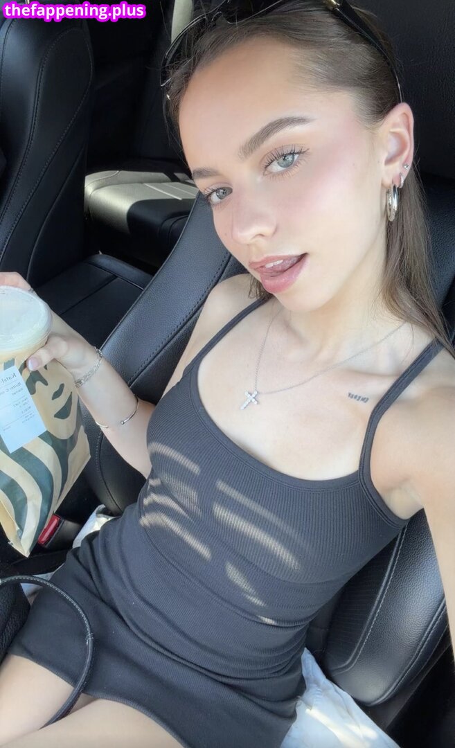 Katelyn Elizabeth / katelynelizabeth / nnayetakk 누드 OnlyFans 사진 #1766