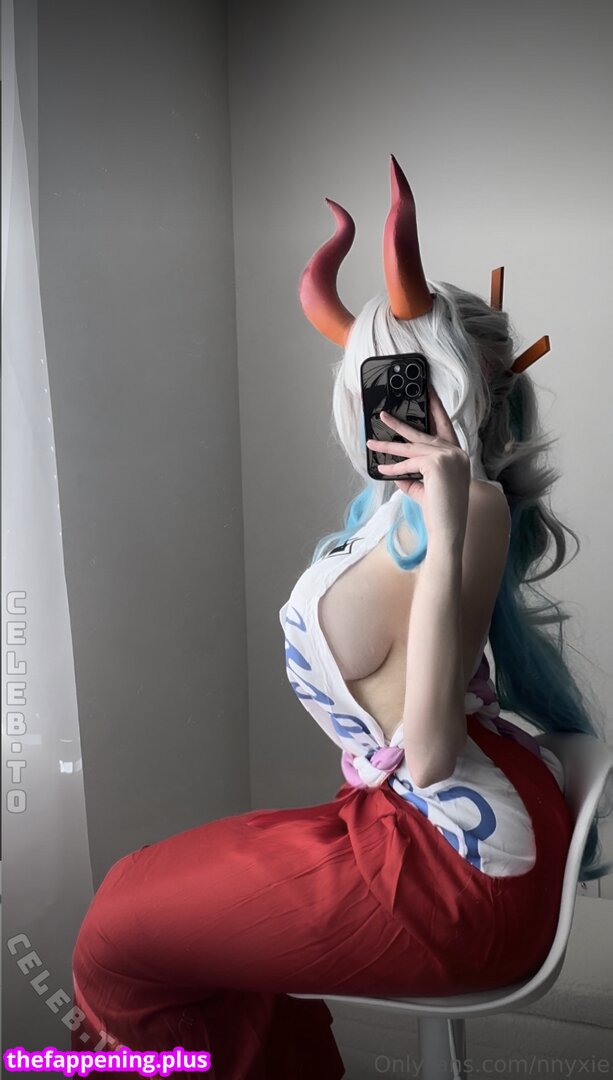 https: / kltt3y / nnyxie Foto OnlyFans Nuda #15