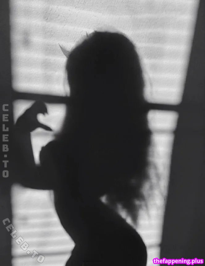 https: / kltt3y / nnyxie नग्न OnlyFans फोटो #30
