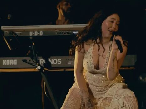 Full leaked Noah cyrus private onlyfans photo