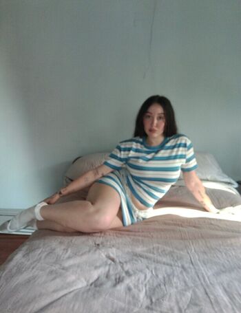 Full leaked Noah cyrus page private onlyfans photo