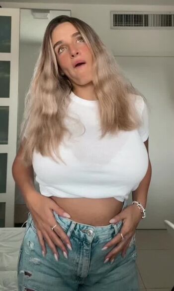 Full leaked Noaperetss private onlyfans photo