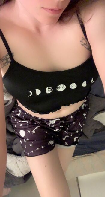 Full leaked Noodlewolf private onlyfans photo