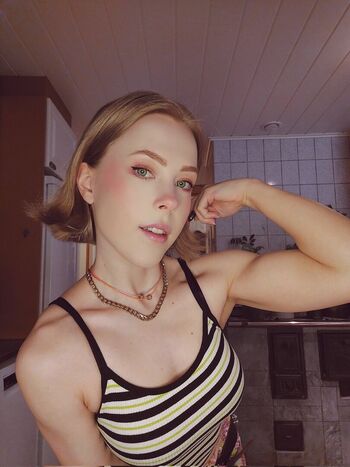 Full leaked Nooramorph private onlyfans photo