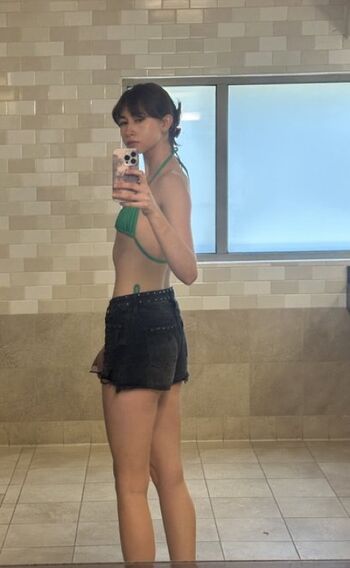 Full leaked Normalfunnygirl liz private onlyfans photo
