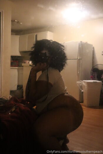 Full leaked Northernsouthernpeach private onlyfans photo