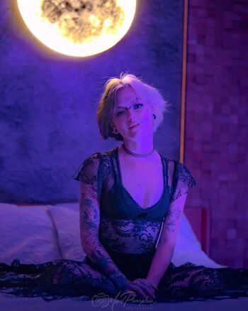 Full leaked Noteasybeinwheezy private onlyfans photo