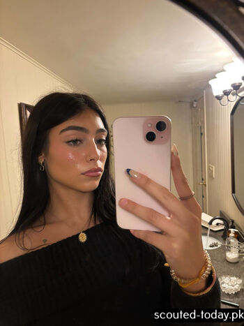 Full leaked Notmaggiecozart private onlyfans photo