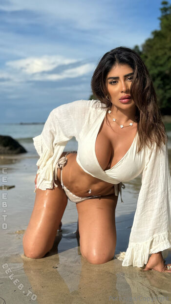Full leaked Nour a private onlyfans photo