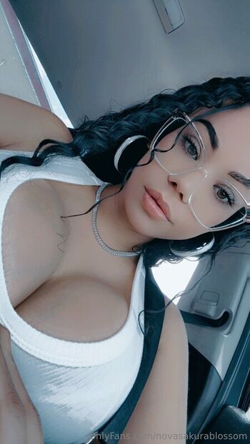 Full leaked Novasakurablossom private onlyfans photo