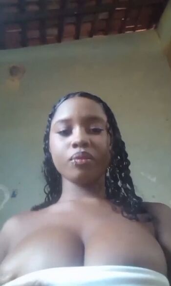 Full leaked Novinhas peitudas private onlyfans photo