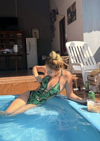 Full leaked Novinhas rabudas private onlyfans photo