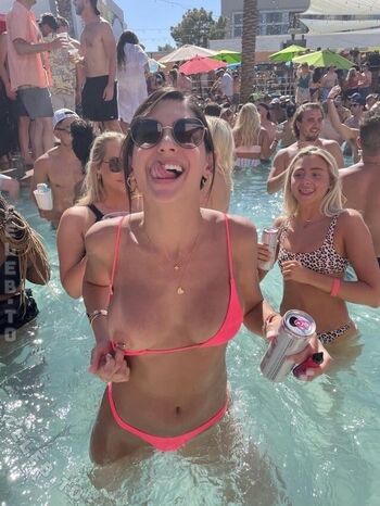 Full leaked Nude in public page private onlyfans photo