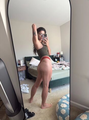 Full leaked Karendiamond/ private onlyfans photo