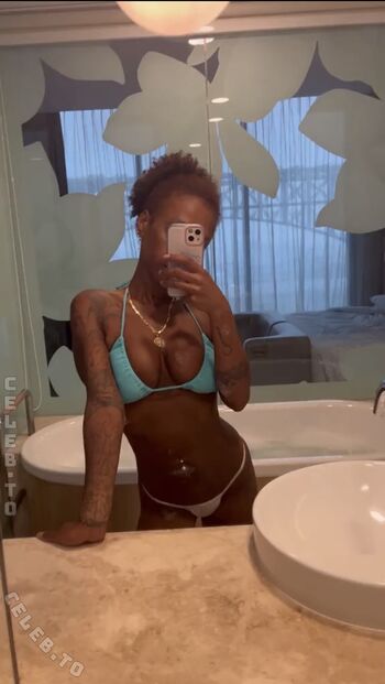 Full leaked Nura habib omer private onlyfans photo