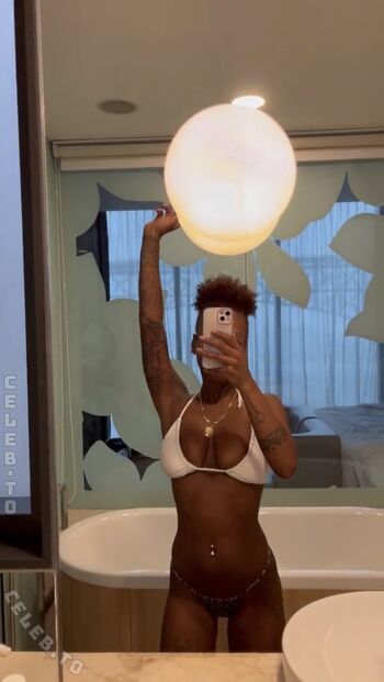 Full leaked Nura habib omer private onlyfans photo