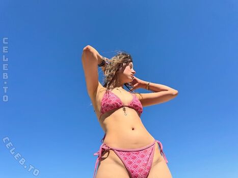 Full leaked Nylaamriaa private onlyfans photo