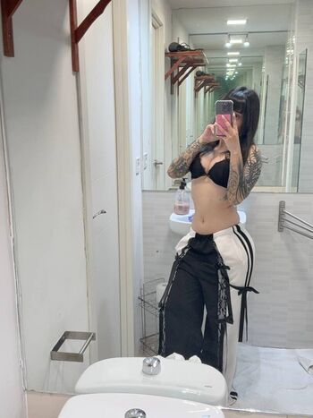Full leaked Nyukix private onlyfans photo