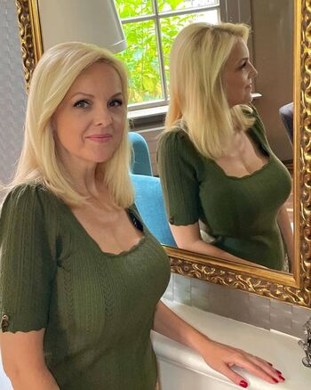 Full leaked Oana andoni private onlyfans photo