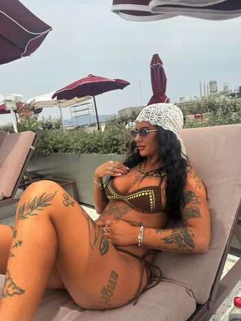 Full leaked Oasis roseman private onlyfans photo