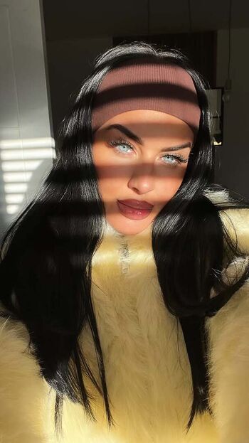 Full leaked Oasis roseman private onlyfans photo