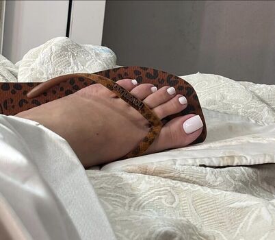 Full leaked Obrilhodaperola feetperola private onlyfans photo