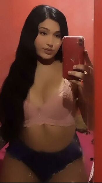 Full leaked Official latiiinamamiii private onlyfans photo