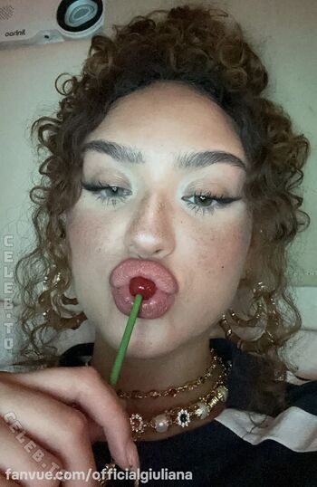 Full leaked Officialgiuliana private onlyfans photo