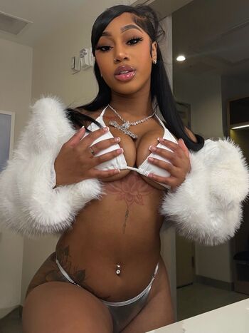 Full leaked Officialladiiscorpio private onlyfans photo