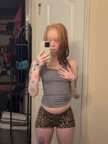 Full leaked Officialshayydee private onlyfans photo