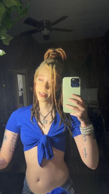 Full leaked Officialshayydee private onlyfans photo